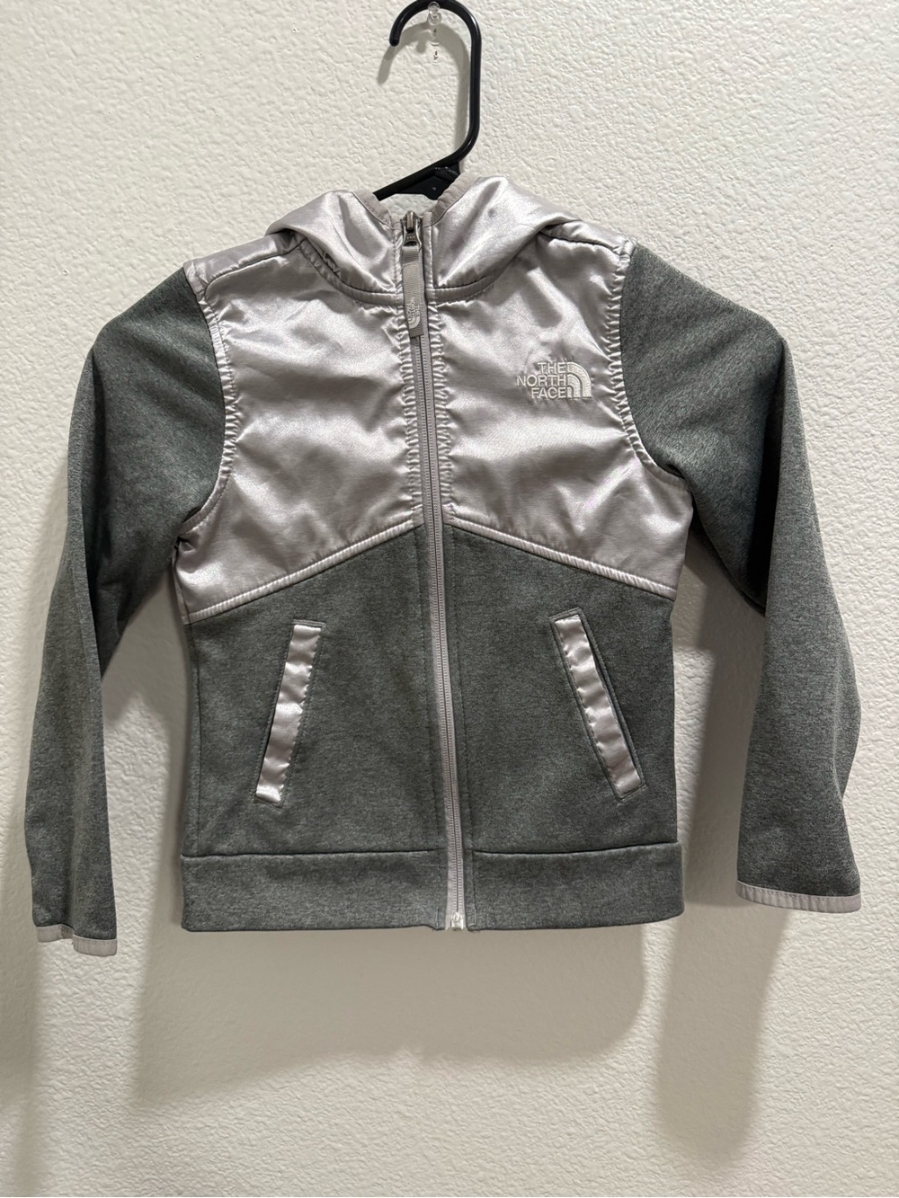 The North Face Kids' Silver & Gray Hoodie